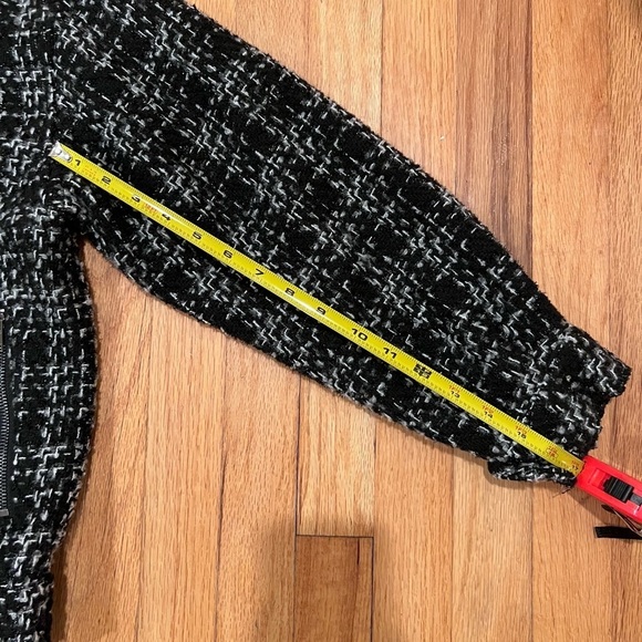 Forever 21 Tweed Jacket in Black & White - Size Medium - Picture 9 of 16